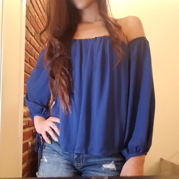 NWT Fashion Nova Flowy Off the Should Top - Picture 7 of 8